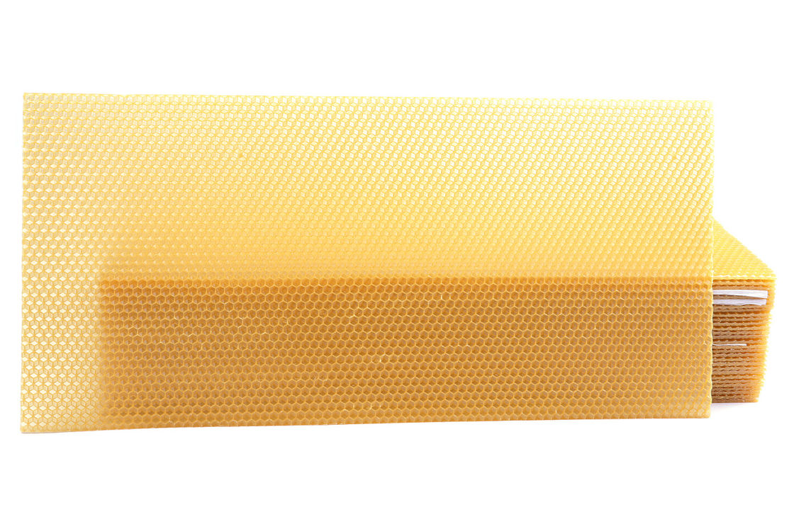 Honey Yellow Comb Foundation Sheet Chinese / Italian Style Size Customized