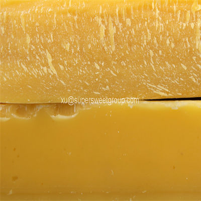 Food Grade Beeswax Slabs White Yellow Color For Food Additive / Candle Making