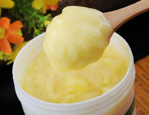 1.2%-2.0% 10-HDA Fresh Royal Jelly High Quality Bee Product Natural Organic Milk White Royal Jelly in Bottle Packaging